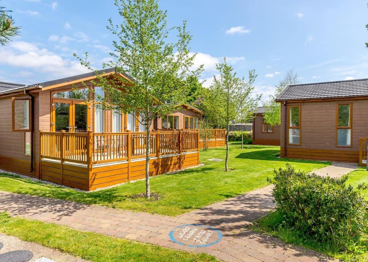 Canterbury Reach Lodge Retreat Petham Bagian luar foto