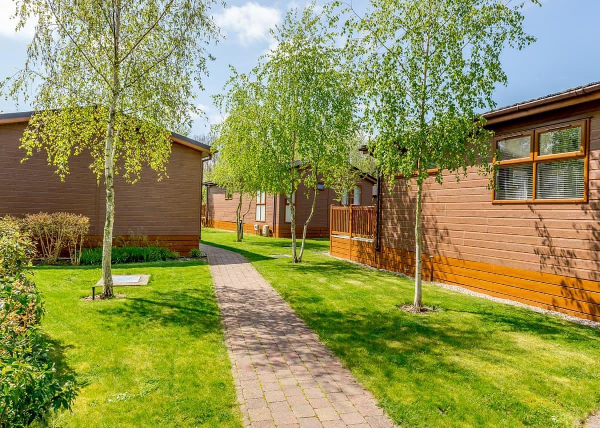 Canterbury Reach Lodge Retreat Petham Bagian luar foto